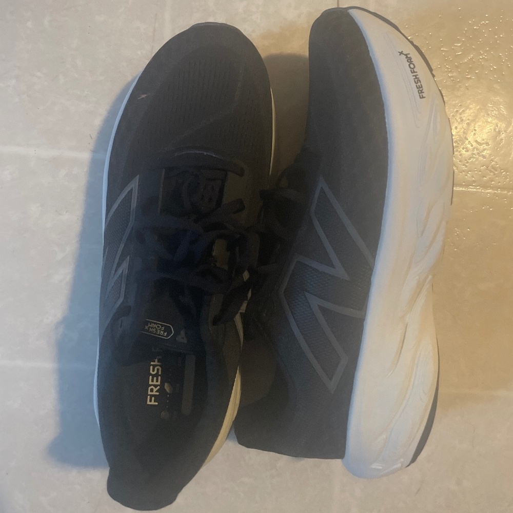 Fresh foam 1080 tennis shoes